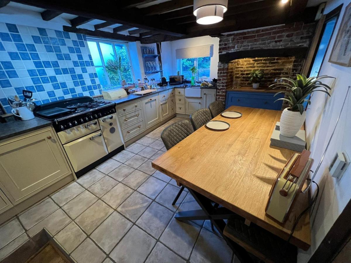 4 Bedroom Townhouse On One Of The Oldest Streets Wymondham (Norfolk)